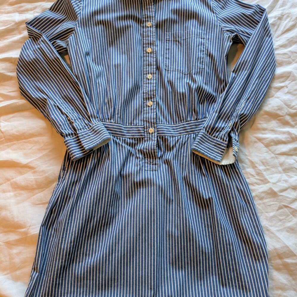 Banana Republic Shirt Dress. Blue and white stripes,  Womens Size 4 - Picture 4 of 5